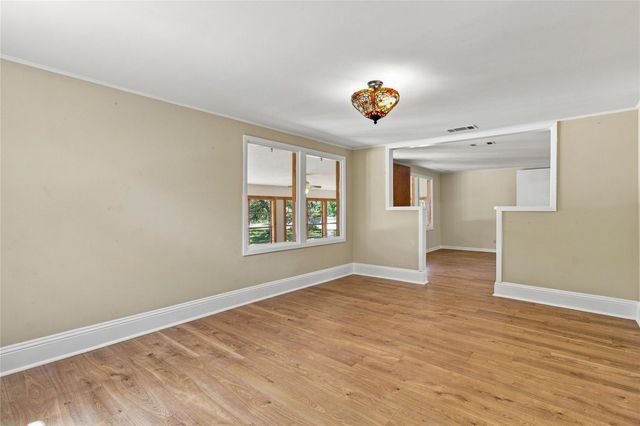 606 Harmons WAY, San Marcos, TX 78666