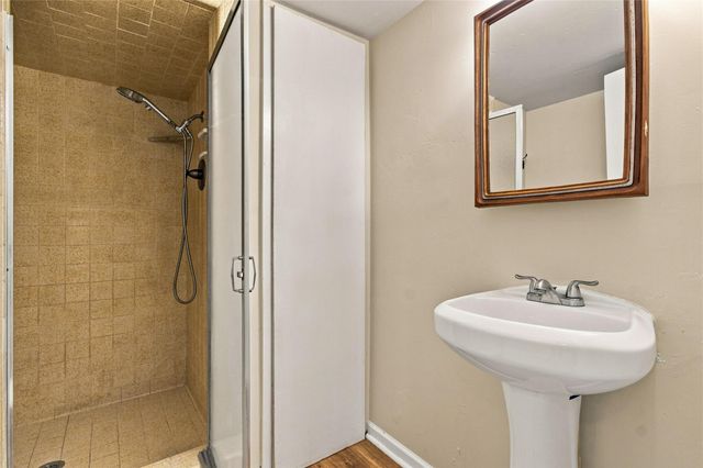 606 Harmons WAY, San Marcos, TX 78666