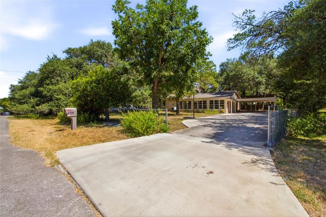 606 Harmons WAY, San Marcos, TX 78666