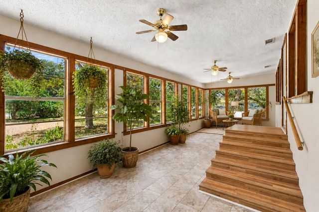 606 Harmons WAY, San Marcos, TX 78666