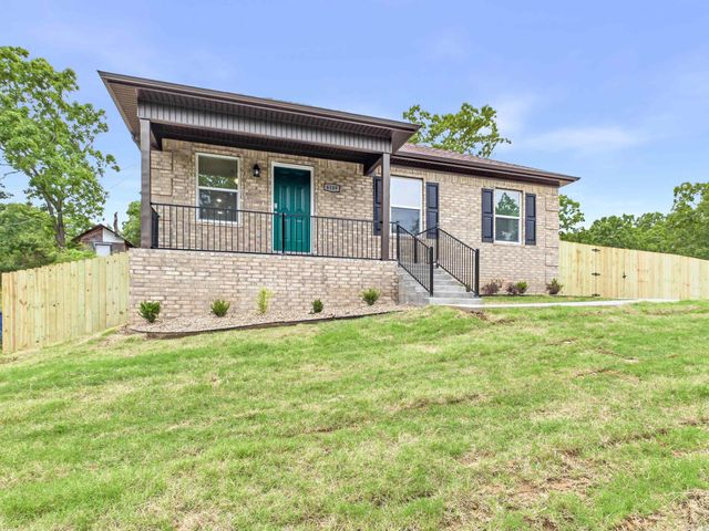 6109 Whitby Rd., North Little Rock, AR 72118