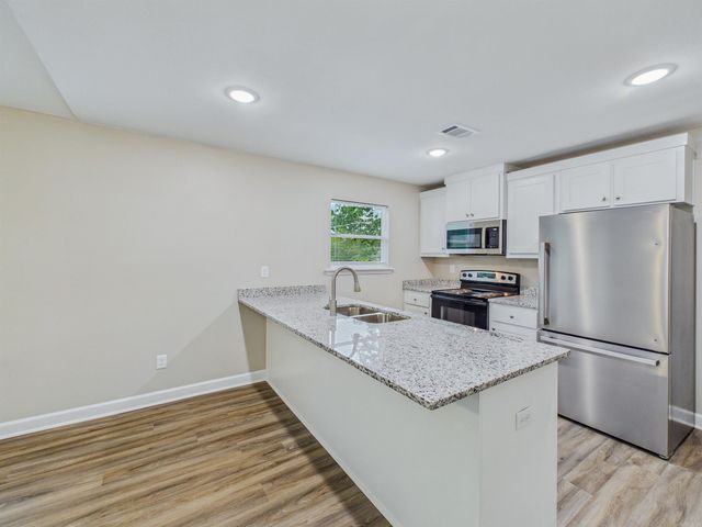 6109 Whitby Rd., North Little Rock, AR 72118