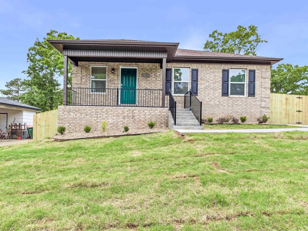 6109 Whitby Rd., North Little Rock, AR 72118