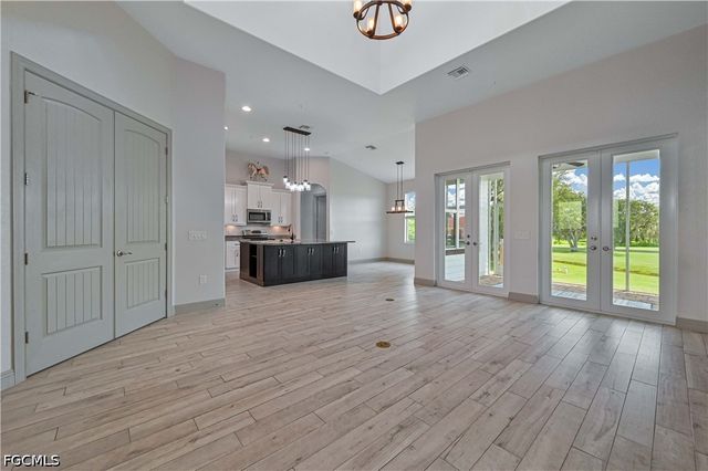 18111 Riverchase CT, Alva, FL 33920