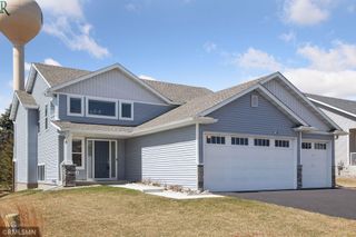 1880 Christy Drive, Carver, MN 55315