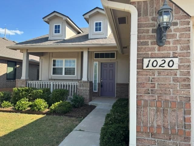 1020 Old Frisco Road, Norman, OK 73069