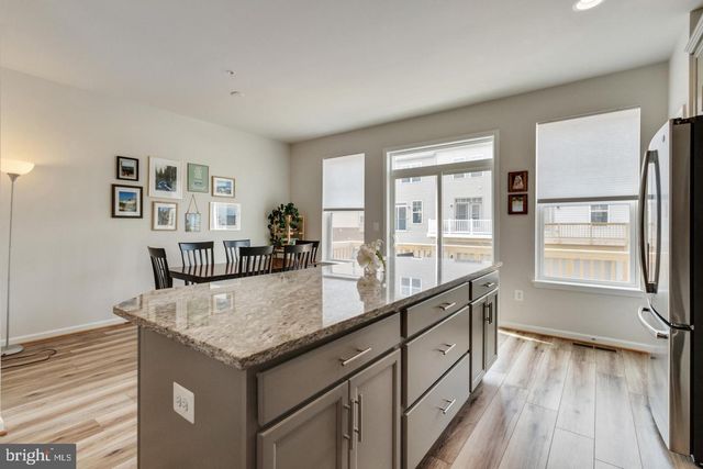 16211 COOLIDGE, Silver Spring, MD 20906
