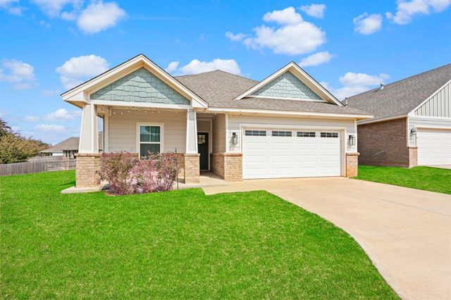 9053 NW 143rd Street, Yukon, OK 73099