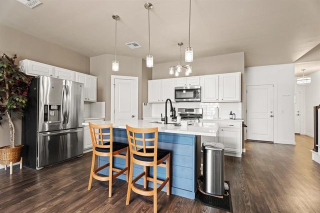 9053 NW 143rd Street, Yukon, OK 73099