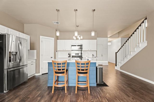 9053 NW 143rd Street, Yukon, OK 73099