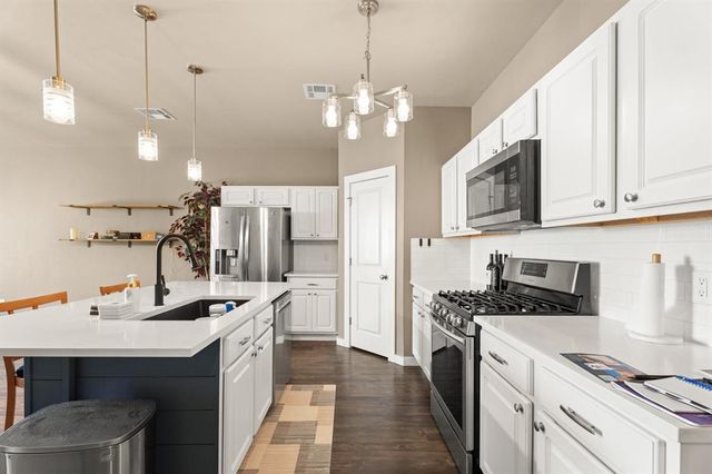 9053 NW 143rd Street, Yukon, OK 73099