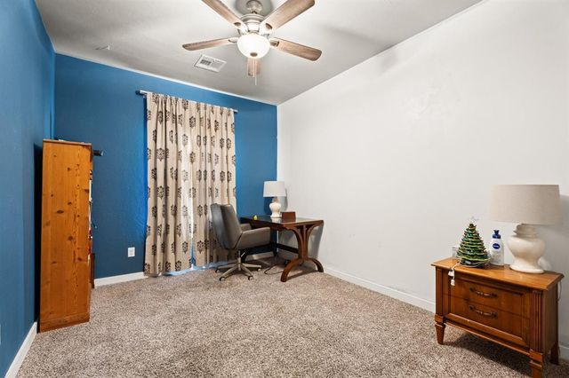 9053 NW 143rd Street, Yukon, OK 73099