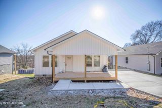 3332 Wimpole Ave, Knoxville, TN 37914