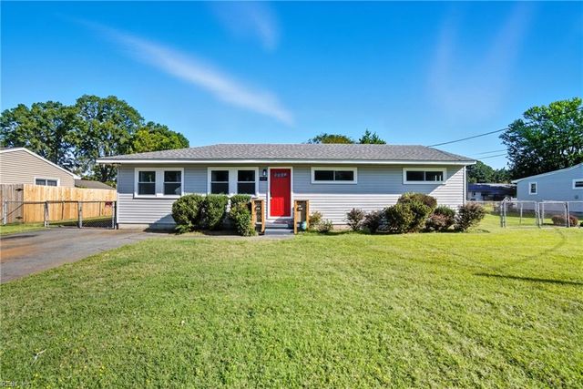 806 Wadena Rd RD, Chesapeake, VA 23320