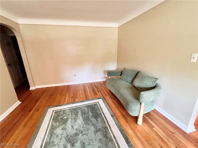 24104 Smith Avenue, Westlake, OH 44145
