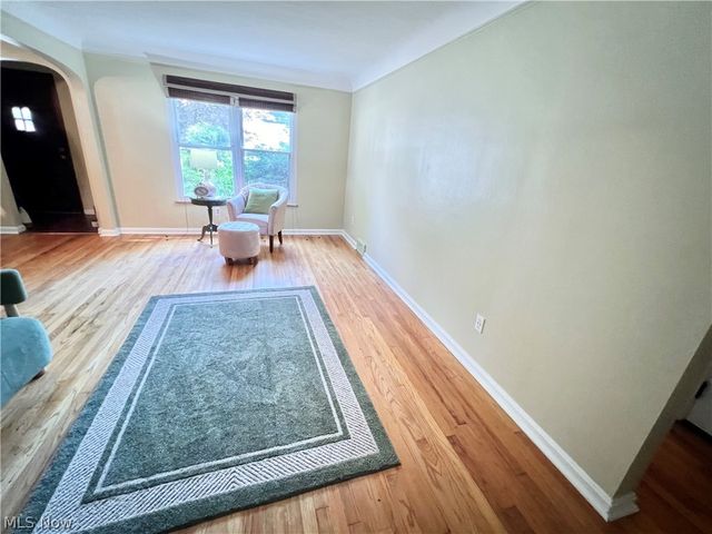 24104 Smith Avenue, Westlake, OH 44145