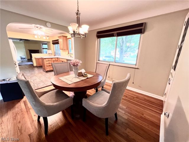 24104 Smith Avenue, Westlake, OH 44145