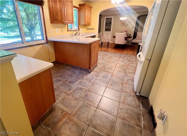24104 Smith Avenue, Westlake, OH 44145