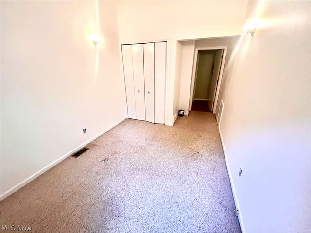 24104 Smith Avenue, Westlake, OH 44145