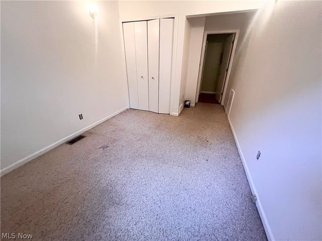 24104 Smith Avenue, Westlake, OH 44145
