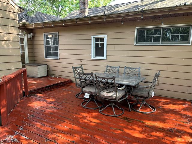 24104 Smith Avenue, Westlake, OH 44145