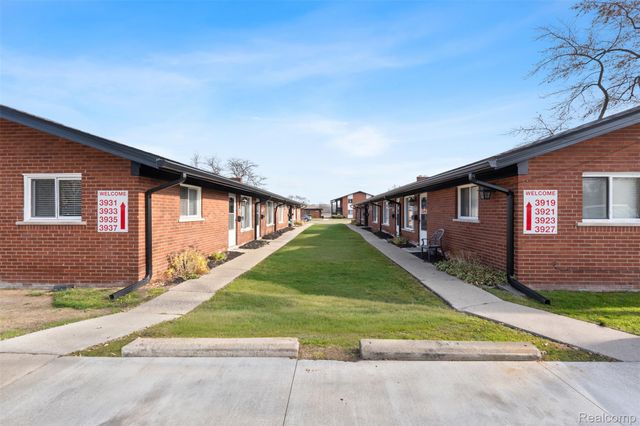 3915 Devon, Royal Oak, MI 48073