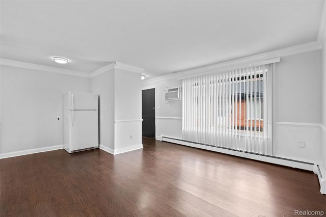 3915 Devon, Royal Oak, MI 48073