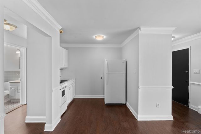 3915 Devon, Royal Oak, MI 48073