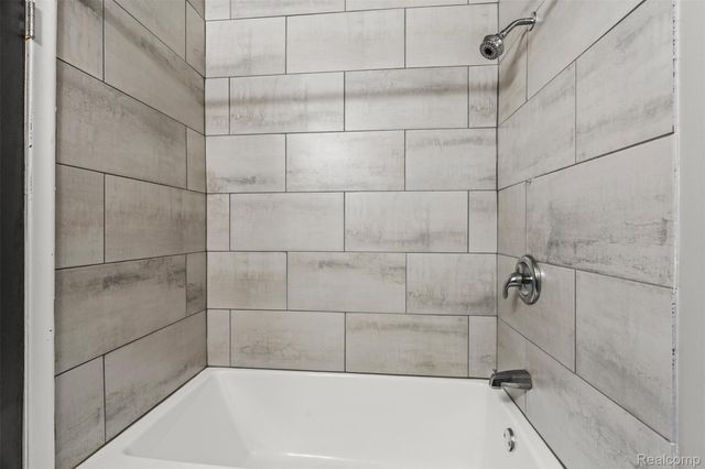 3915 Devon, Royal Oak, MI 48073