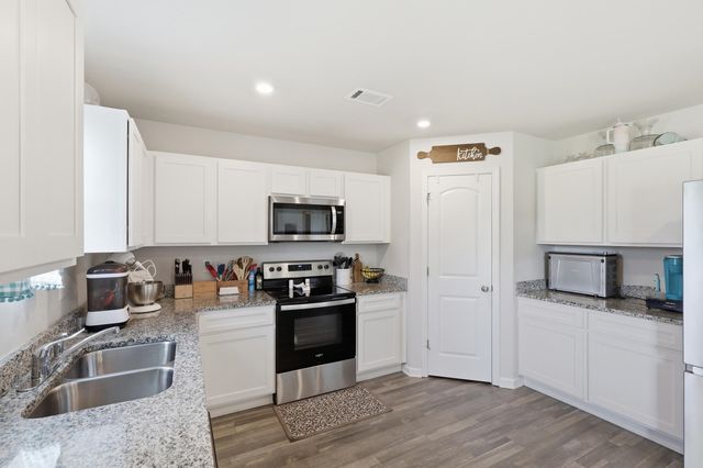 1047 Dobson Meadows Drive, Greer, SC 29651