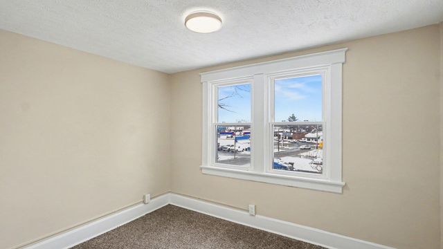 9 Park Avenue, Elsmere, KY 41018