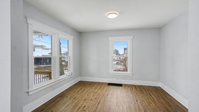 9 Park Avenue, Elsmere, KY 41018