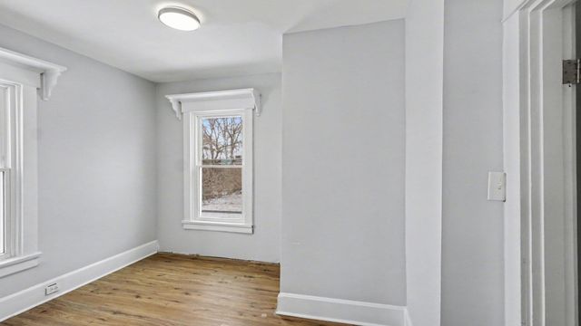 9 Park Avenue, Elsmere, KY 41018