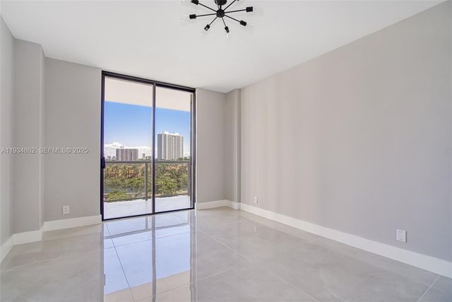 20281 E Country Club Drive 501, Aventura, FL 33180