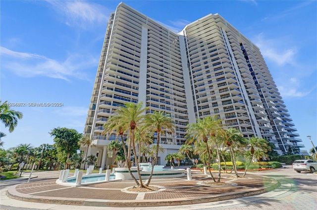 20281 E Country Club Drive 501, Aventura, FL 33180