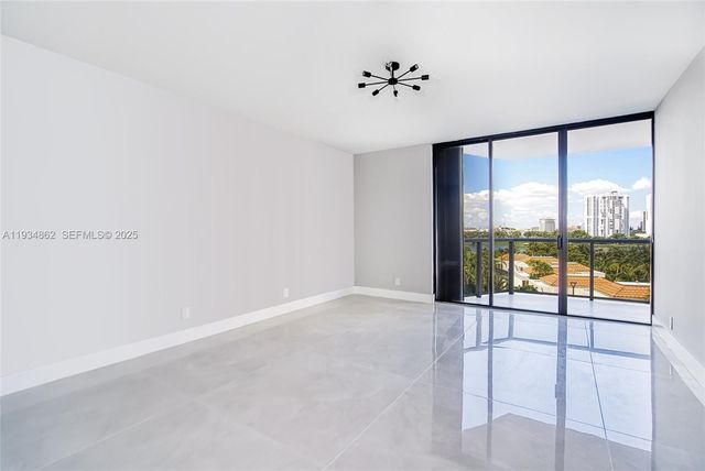20281 E Country Club Drive 501, Aventura, FL 33180