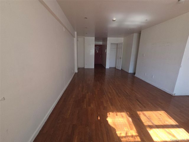 86-16 60th Avenue 3C, Flushing, NY 11373