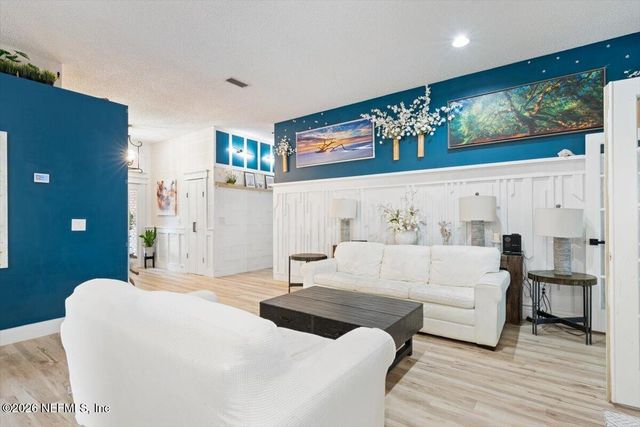 2118 BIRCH BARK Court E, Jacksonville, FL 32246