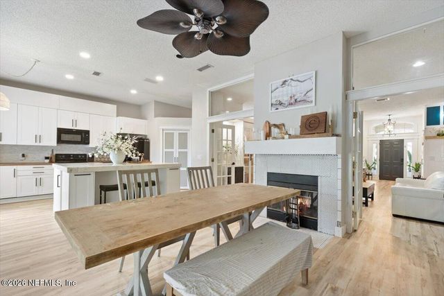 2118 BIRCH BARK Court E, Jacksonville, FL 32246