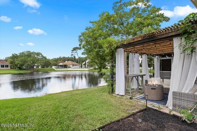 2118 BIRCH BARK Court E, Jacksonville, FL 32246
