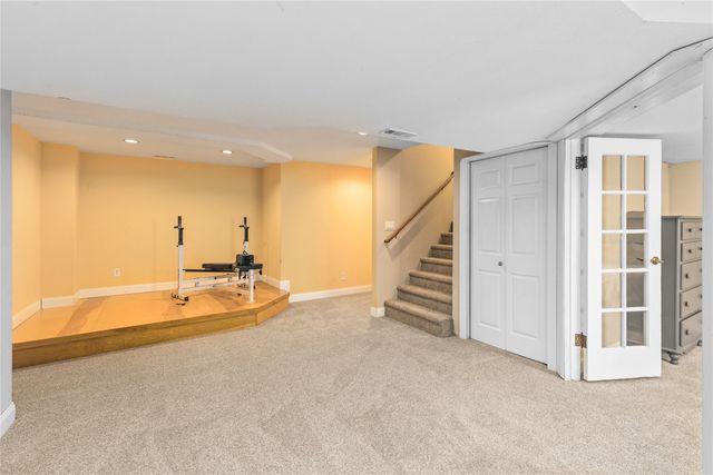 12204 Valdez Drive, Urbandale, IA 50323