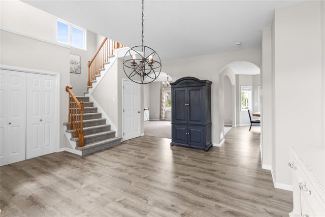 12204 Valdez Drive, Urbandale, IA 50323