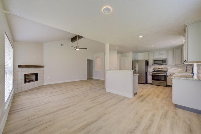 4931 Lake Catherine Court, Richmond, TX 77407