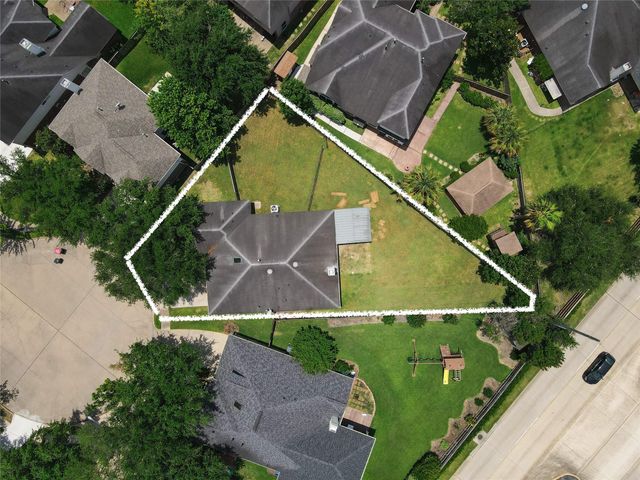 4931 Lake Catherine Court, Richmond, TX 77407