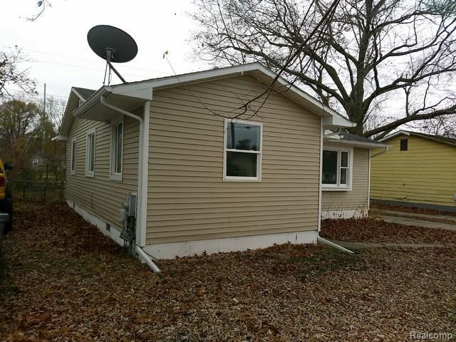 2710 Eaton Place, Flint, MI 48506