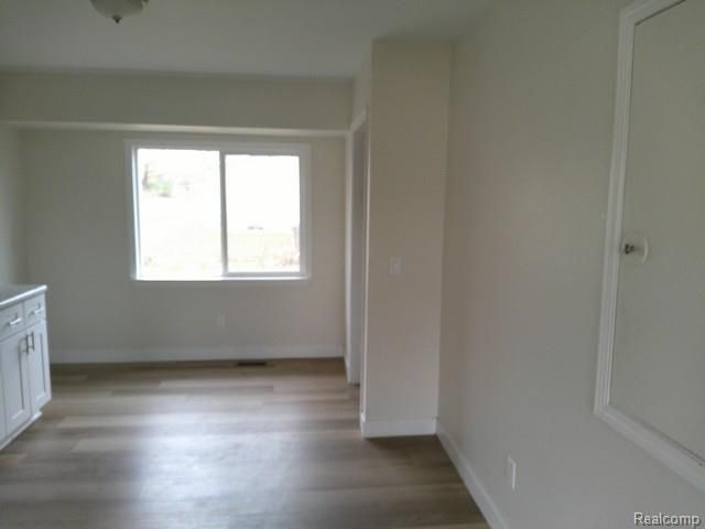 2710 Eaton Place, Flint, MI 48506