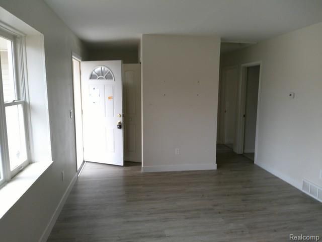 2710 Eaton Place, Flint, MI 48506