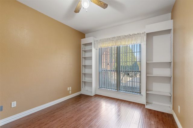 6216 Pennsylvania Avenue, Arlington, TX 76017