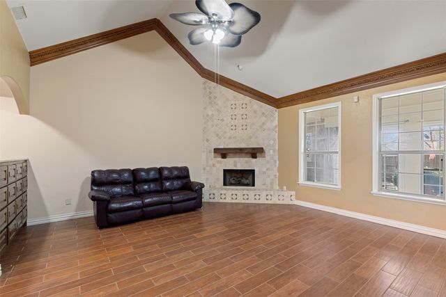 6216 Pennsylvania Avenue, Arlington, TX 76017