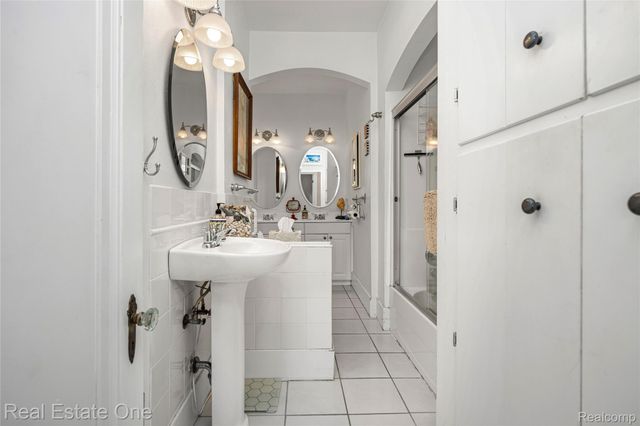 22915 13 MILE Road, St. Clair Shores, MI 48082